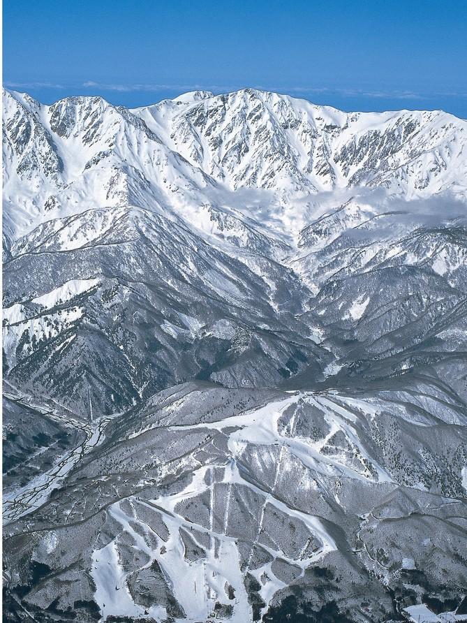 Community House Tyrolien Hotel Hakuba Exterior photo