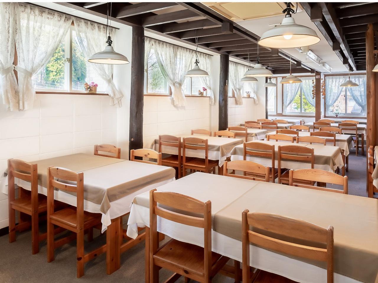 Community House Tyrolien Hotel Hakuba Exterior photo